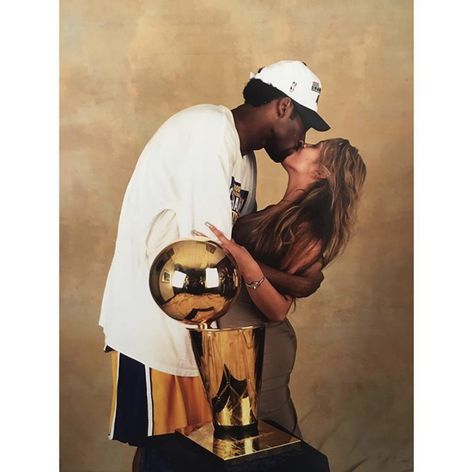 Kobe And Vanessa Bryant 90s, Nba Couples, Kobe And Vanessa, Basketball Wife Aesthetic, Nba Wife, Kobe Bryant Family, Today's The Day, Kobe & Gigi, Kobe Bryant Nba