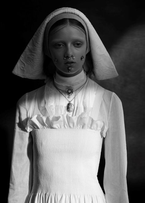 Misty Dawn, Ansel Adams, Vogue Italia, White Photo, Costume Design, Fashion Photo, Editorial Fashion, Photography Inspiration, Fashion Art