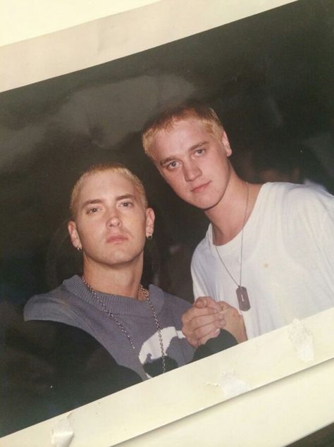 Eminem and Devon Sawa on the video set of Stan. Your Biggest Fan, Eminem, Fan, White