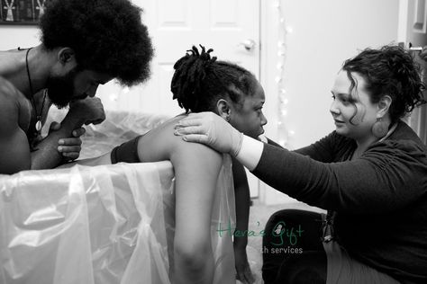 Black Doula, Postpartum Doula Business, Home Birth Photography, Doula Logo, Birth Worker, Birth Pictures, Doula Business, Support Pictures, Pregnancy Labor