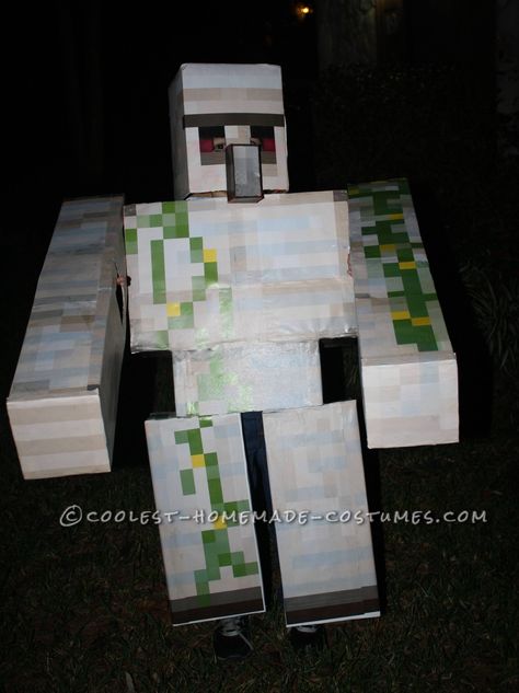 Coolest 1000+ Homemade Costumes You Can Make! Minecraft Iron Golem, Minecraft Halloween Costume, Diy Halloween Dress, Halloween Dress Up Ideas, Homemade Mermaid Costumes, Minecraft Iron, Minecraft Halloween, Minecraft Costumes, Snowman Costume