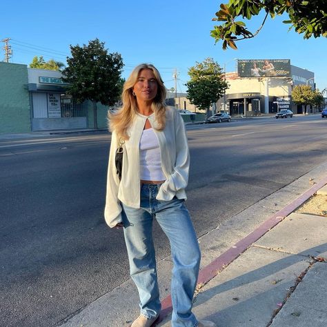 MATILDA DJERF’s Instagram photo: “Round up of my favorite weekend ever 🫶” Best Signature Style, College Budget, Scandi Girl, Matilda Djerf Style, Copenhagen Street Style, La Style, Matilda Djerf, Copenhagen Style, Cardigan Outfits