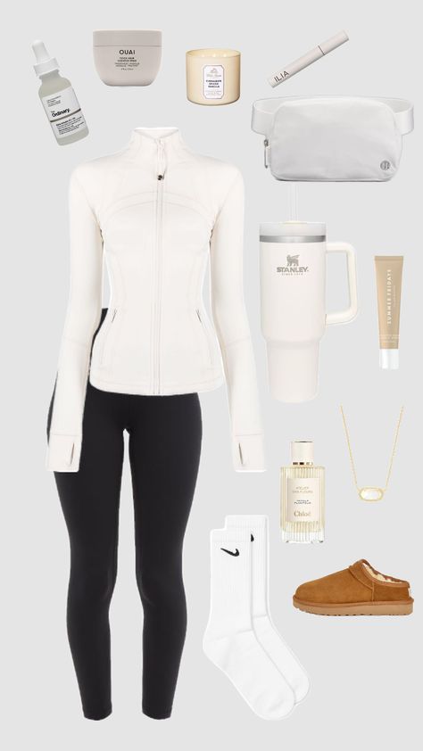 Preppy Outfit Inspo Leggings, Winter Outfits Lululemon, Outfits With Lululemon Jacket, Full Lululemon Outfit, Preppy Outfit Leggings, Cute Lululemon Outfits Fall, Outfits With Lulu Leggings, Preppy Outfits Lulu, Lululemon Outfit With Uggs