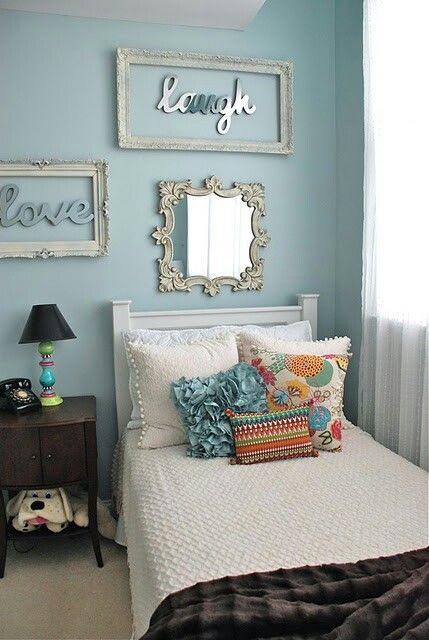 Framed words, be nice as a part of my photo wall Real Estat, Bedroom Decorating, Teen Room, Southern Style, My New Room, Style Guide, New Room, Guest Bedroom, My Dream Home