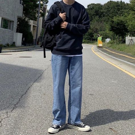 Normcore Outfits, Korean Street Fashion Men, Jeans Outfit Men, Masc Outfits, Guy Fits, Pants Outfit Men, Street Style Outfits Men, Guys Clothing Styles, Boy Fits