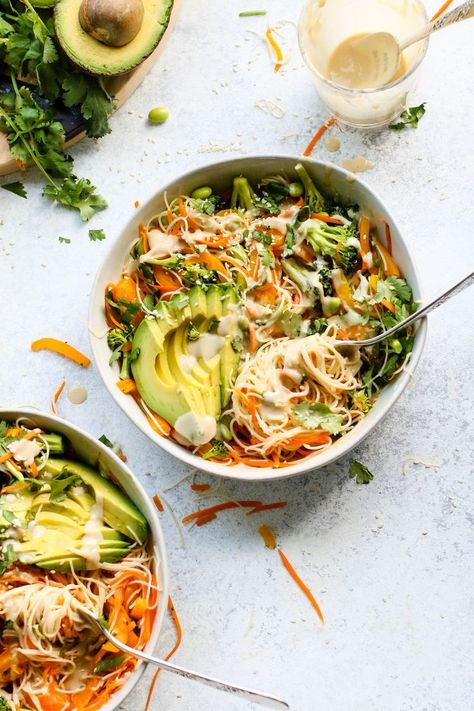 Vegan Rice Noodle Bowl, Tahini Rice Noodles, Miso Rice Noodles, Vegetarian Noodle Bowls, Rice Noodle Bowls, Rice Noodle Bowl, Miso Tahini, Bowls Healthy, Vegetarian Noodles