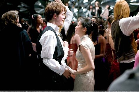 Yule Ball Aesthetic, Meme Harry Potter, Katie Leung, Harry Potter Goblet, Cho Chang, Ball Aesthetic, Harry Potter Icons, The Goblet Of Fire, Harry Potter Scene