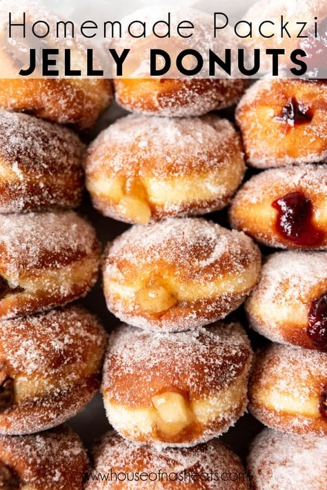 Packzi Recipe, Jelly Donuts Recipe, Jelly Custard, Polish Donut, Jelly Donuts, Donut Filling, Local Bakery, Homemade Jelly, Breakfast Prep