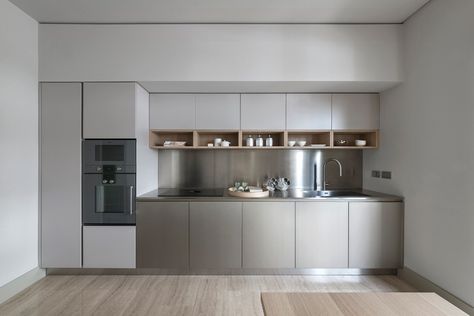 K6 | Linear kitchen developed on 2 sides By TM Italia Cucine design Nicola Gallizia Single Wall Kitchen Layout, Modern Kitchen Room, Single Wall Kitchen, Living Room Decoration Ideas, Wall Unit Designs, Modern Kitchen Decor, Room Decoration Ideas, Timeless Kitchen, Kitchen Decor Modern