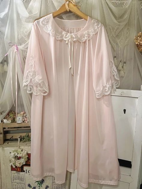 Vintage Pyjamas Nightwear, Susie Core, Closet Vision Board, Honeymoon Wardrobe, Shifting Clothes, The Best Version Of Me, Royalty Dr, Coquette Feminine, Vintage Pajamas