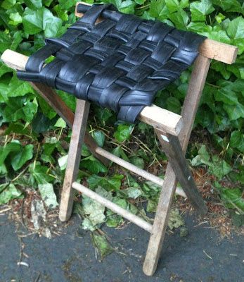 Leather Bike Accessories, Repurpose Tires, Bike Tube Crafts, Tire Diy, Bike Embroidery, Repurposed Tires, Tires Diy, Tyre Ideas, Repurposed Tire