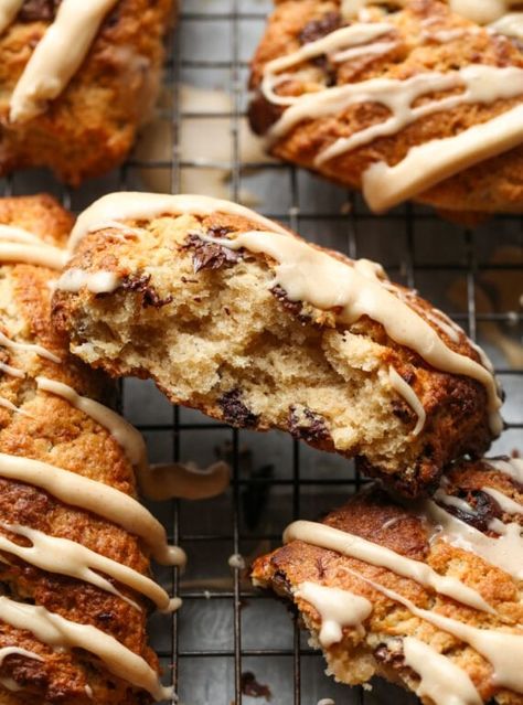 These Chocolate Chip Banana Scones have perfectly crisp, buttery edges with a flaky, soft center making this the perfect scone recipe! This easy recipe is the perfect combination of banana bread and a scone. Perfect with a cup of coffee or tea! #cookiesandcups #sconerecipe #bananascone #chocolatechipbanana Banana Scones Healthy, Vegan Banana Scones, Panera Cinnamon Crunch Scone, Banana Chocolate Chip Scones, Banana Nut Scones, Perfect Scones Recipe, Banana Scones, How To Make Scones, Make Banana Bread