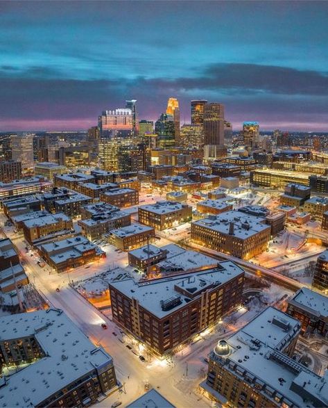 Minneapolis Snow, Minneapolis Aesthetic, Minnesota Aesthetic, Minnesota Snow, Carleton College, Fallout Wasteland, Minnesota Photography, Minneapolis Skyline, Delta Green