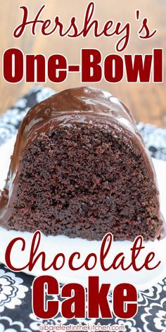 Hersheys Chocolate Cake Recipe, One Bowl Chocolate Cake Recipe, Bunt Cake Recipe, Hershey Chocolate Cakes, Hershey Recipes, Easy Bundt Cake, Chocolate Bundt, Chocolate Pound Cake, Homemade Chocolate Cake