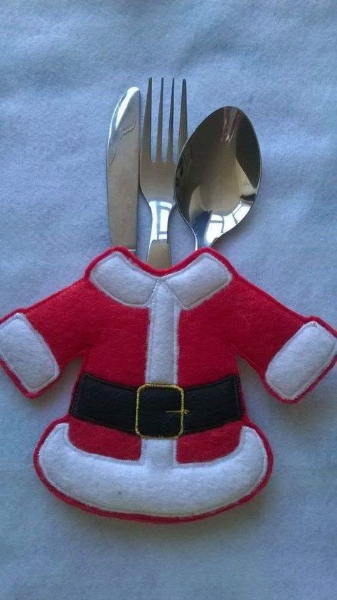 Christmas Silverware Holder, Christmas Cutlery, Disney Christmas Ornaments, Silverware Holder, Christmas Tablescape, Cutlery Holder, Navidad Christmas, Felt Christmas Ornaments, Christmas Table Settings