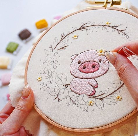 Pig Embroidery, Pig Pattern, Sheep Pattern, French Knot Stitch, Embroidery Workshop, Embroidery Tips, Monkey Pattern, Stitch Guide, Embroidery Template