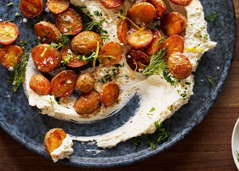 Delicious Sides, Thanksgiving 2023, Roasted Potato Recipes, Whipped Feta, Crispy Potatoes, Think Food, Food Yummy, Roasted Potatoes, Potato Recipes