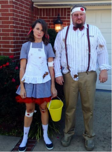 10 Coolest DIY Halloween Couples Costumes — Part 5 Jack And Jill Costume, Diy Halloween Couples, Halloween Couples Costumes, Birks Outfit, Lamb Costume, Easy Couples Costumes, Couples Costumes Creative, Diy Couples Costumes, Best Couples Costumes