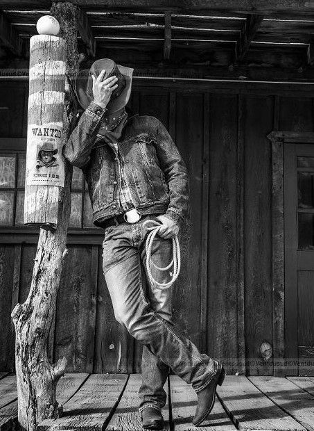 Cowboy Photography Men, Black And White Western Photography, Southern Belle Secrets, Chasing Money, Cowboy Photography, Cowboy Pictures, Rodeo Cowboys, The Heist, Cowboy Aesthetic