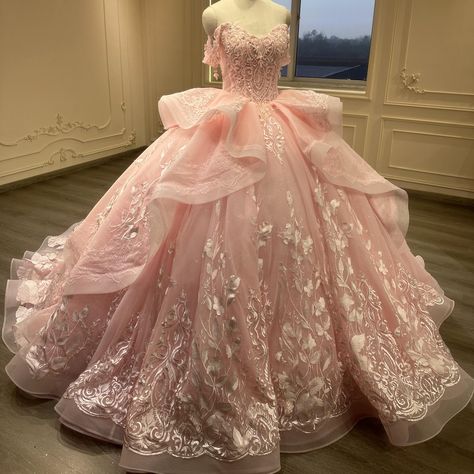 #QuinceaneraDress #QuinceaneraGown #QuinceaneraStyle #Sweet16Dress #QuinceañeraFashion #CustomQuinceaneraDress #QuinceaneraCouture #PrincessQuinceanera #QuinceaneraInspiration #dreamquinceaneragown Pink Wedding Ball Gown, Aurora Quince Dress, 15 Dresses Quinceanera Pink, Pink Ball Gowns Princesses, Pink Dress Sweet 16, Prom 2025 Dresses, Royale High Princess, Dresses Quinceanera Pink, Light Pink Quince Dresses