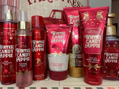 Christmas Fragrance, Bath N Body Works, Winter Scents, Winter Candy Apple, Bath And Body Work, Bath And Body Works Perfume, Shower Skin Care, Body Smells, Body Sprays