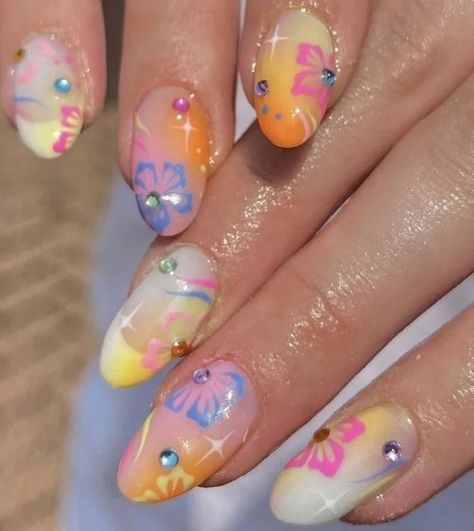 Hawaiian nails: 62 nail designs you'll absolutely want for your summer vacations 24 Hawaiian Nails, Cross Decor, Beanies For Women, Tropical Nails, Ocean Tropical, Winter Beanies, Summery Nails, Really Cute Nails, Nails Only