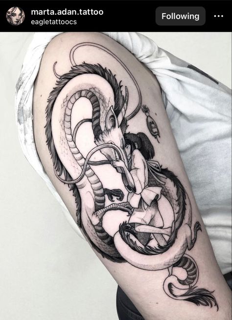 Haku Chihiro, Tatuaje Studio Ghibli, Japanese Irezumi, Dbz Tattoo, Traditional Dragon, 16 Tattoo, P Tattoo, Ghibli Tattoo, Chihiro Y Haku