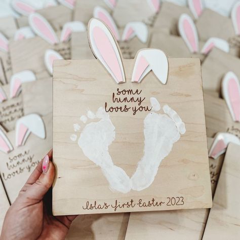 Build the Ultimate Easter Basket for a Baby Using These Ideas Baby Easter Crafts, Easter For Kids, Kids Milestones, Footprint Crafts, Easter Basket Stuffers, My First Easter, Wooden Signs Diy, Easter Sign, Some Bunny Loves You