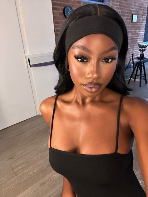 Makeup For Black Skin, Brown Skin Makeup, Smink Inspiration, Pretty Pics, Clothes And Shoes, Cute Makeup Looks, Glamour Makeup, Shoes And Boots, Dark Skin Makeup