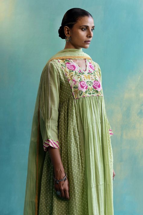 Buy Green Kurta Handwoven Chanderi Printed Polka Dot V Neck Anarkali Set For Women by Shivani Bhargava Online at Aza Fashions. Luxury Multicolor Embroidered Traditional Kurta, Luxury Elegant Churidar For Spring, Luxury Chanderi Kurta With Multicolor Embroidery, Luxury Unstitched Kurta With Woven Motifs, Luxury Multicolor Chanderi Kurta, Luxury Unstitched Churidar For Spring, Luxury Green Georgette Kurta, Luxury Chanderi Traditional Wear For Spring, Luxury Cotton Kurta For Spring