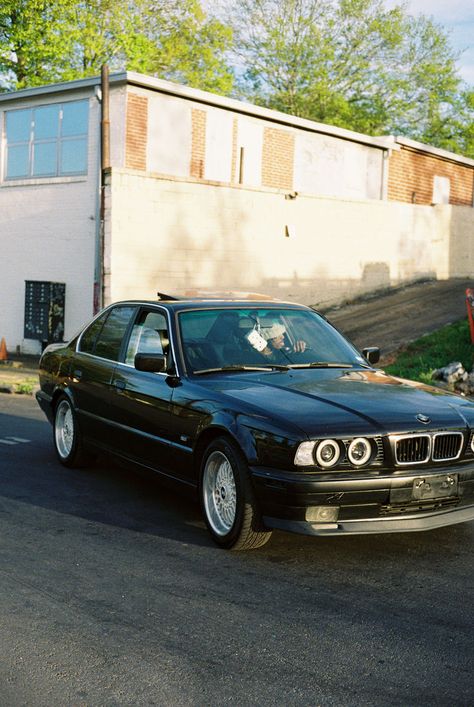 Enhance your decor with a captivating poster of the 1995 BMW e34 (525i), a timeless piece of car photography that epitomizes vintage car elegance. This premium wall art showcases the clean car aesthetic of the classic sports car, making it a perfect addition to any room. Celebrate the allure of vintage cars with this exquisite digital art, a must-have wallpaper for car enthusiasts. Bmw 525i 1995, Photography 4k, Bmw 525, Bmw 525i, Bmw E34, Clean Car, Bmw Wallpapers, Car Aesthetic, Classic Sports Cars