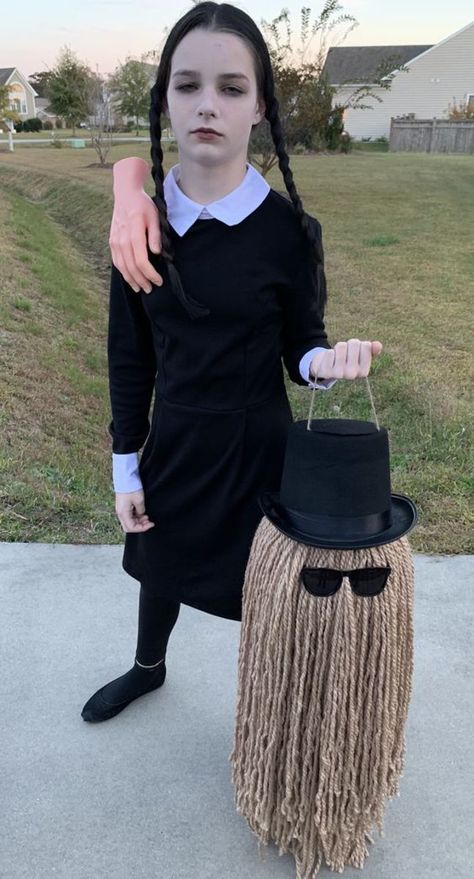 Halloween Costumes Wendsday Adams, Wendsday Halloween Costumes, Wednesday Adams Fancy Dress, Kostüm Wednesday Addams, Wensday Adams Halloween Costumes, Diy Wednesday Addams Costume Kids, Wendsday Costume, Wednesday Costume Diy, Wednesday Costume Ideas