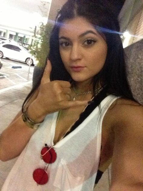 Old Kylie Jenner, Young Kylie Jenner, Kylie Jenner 2015, Kylie Jenner Pics, Kylie Jenner Street Style, King Kylie Era, King Kylie Jenner, Jenner Girls, Kylie Jenner Photos