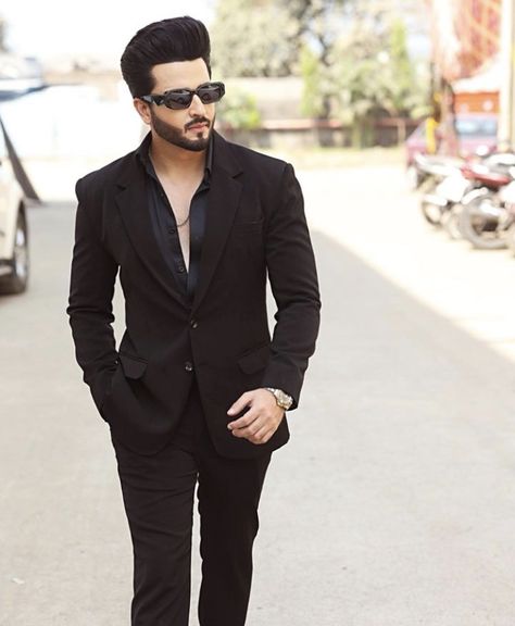 Karan Luthra, Sasural Simar Ka, Dheeraj Dhoopar, Dance India Dance, 20 December, Prabhas Pics, Surbhi Chandna, Actors Male, Pregnant Wife