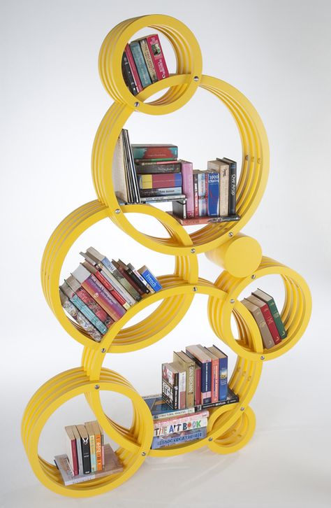 Circular Bookshelf, Beautiful Bookcases, Yard Aesthetic, Bookshelf Furniture, Beautiful Bookshelf, Creative Bookshelves, Cool Bookshelves, Bookshelf Design, Home Libraries