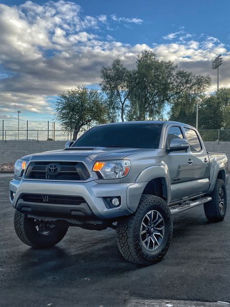 Toyota Tacoma 2nd Gen, 2nd Gen Tacoma, Toyota Tacoma Lifted, 2015 Tacoma, Tacoma Trd Sport, Tacoma Toyota, Toyota Accessories, Taco Truck, 2015 Toyota Tacoma