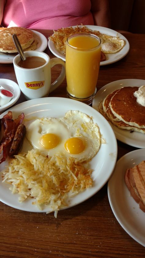 I am at Denny's with My sister enjoying a Grand Slam Slugger Birthday Breakfast, Free Breakfast, Grand Slam, Junk Food, My Sister, Restaurant, Ethnic Recipes, Birthday, Quick Saves