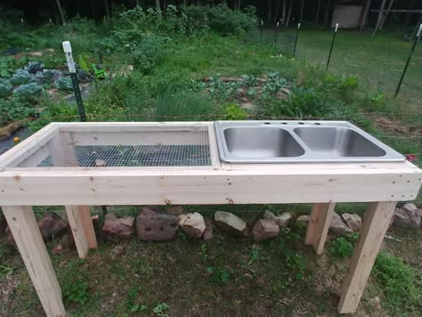 Garden Vegetable Wash Station, Outdoor Veggie Washing Station, Outdoor Vegetable Washing Station, Veggie Wash Station, Outside Washing Area, Diy Vegetable Washing Station, Produce Washing Station, Outdoor Garden Sink Station, Garden Wash Station