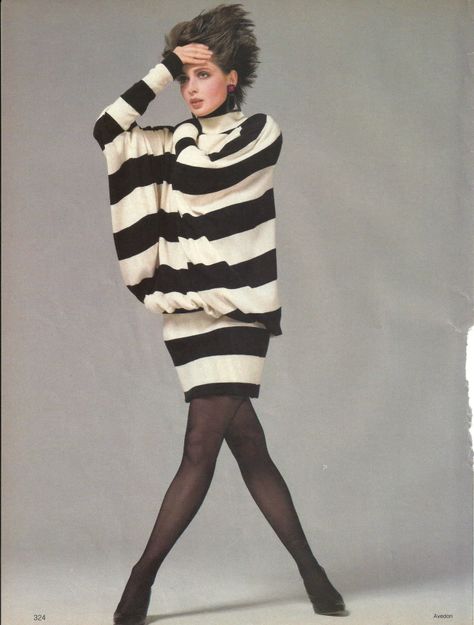 Issey Miyake Sewing Patterns, Fashion 1980s, Isabella Rossellini, Vintage Knitwear, 80s And 90s Fashion, Ingrid Bergman, Vogue Us, Richard Avedon, 1990s Fashion