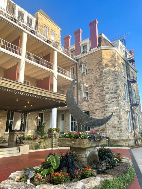 The Crescent Hotel: The Most Haunted Hotel in America - Somewhere In Arkansas Cresent Hotel, Estes Method, Moon Hotel, Crescent Hotel, Victorian Village, Eureka Springs Arkansas, Stanley Hotel, Haunted History, Haunted Hotel