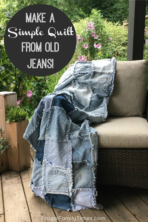 It couldn't be easier! This denim quilt is a perfect sewing project to reuse old jeans! A denim quilt is perfect for cool evenings and picnics! I love the casual cosy quality of my blue jean blanket. Jean Blanket, Repurpose Denim, Reuse Old Jeans, Denim Rag Quilt, Denim Quilt Patterns, Easy Knit Blanket, Baños Shabby Chic, Denim Quilts, Blue Jean Quilts