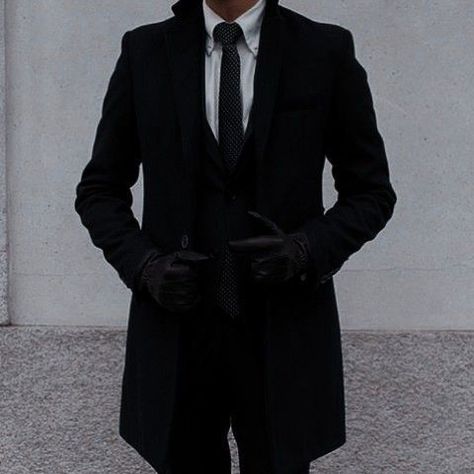 Black Suit Men, Gentleman Aesthetic, Suit Shoes, Fashion Suits For Men, Stefan Salvatore, Stylish Mens Outfits, Gentleman Style, Black Suits, Suit And Tie