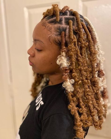 Long Locs Hairstyles For Women, Butterfly Locs With Color, Jumbo Hairstyles, Long Locs Hairstyles, Aquarius Hair, Locs Hairstyles For Women, 4c Hair Styles, 2 Buns, African Crown