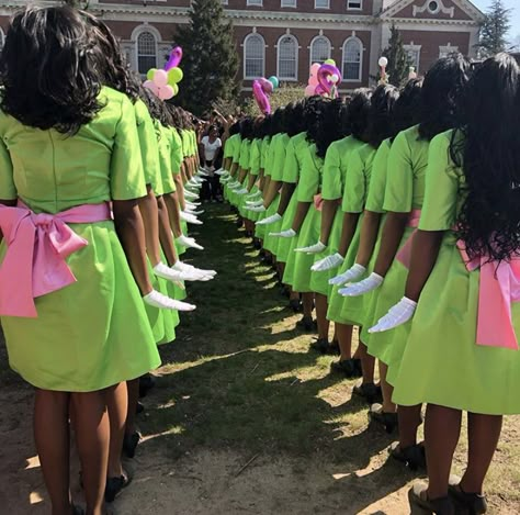 Probate Outfits, Aka Photoshoot Ideas Group, Aka Probate, Aka Graduate Chapter, Aka Coming Out Pictures, Aka Aesthetic, Aka Sorority Grad Chapter, Alpha Kappa Alpha Clothing, Alpha Kappa Alpha Paraphernalia