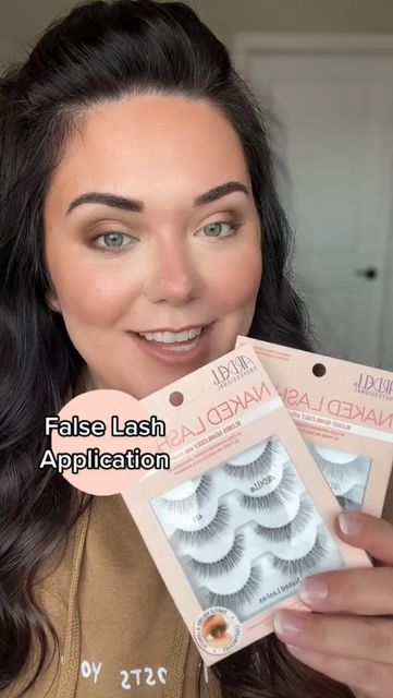 Lash Application How To Apply, Easy Lash Application, Apply Lashes For Beginners, Beginner Lashes, How To Apply Lashes For Beginners, How To Apply Eyelashes, Fake Eyelashes Applying Tutorial, How To Put Lashes On Yourself, How To Apply False Eyelashes