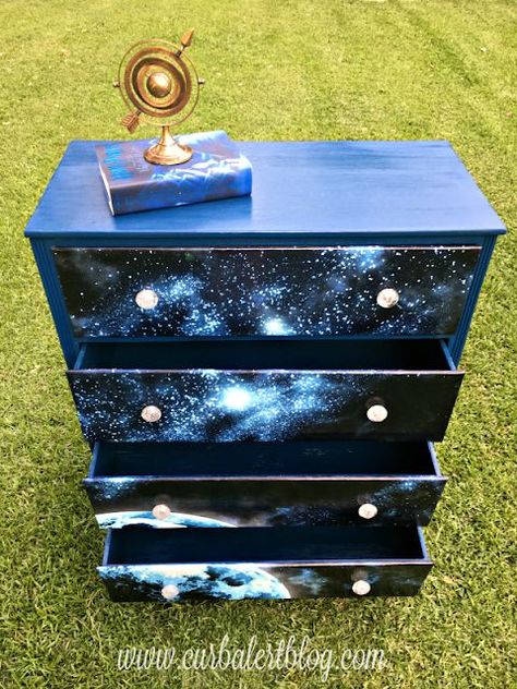 Navy SuperMoon Decoupaged Dresser #homedecor #dresser #dressermakeover #decoupage #decoupageonwood #diy #recycle #refinish Georgia Harbridge, Galaxy Bedroom, Galaxy Room, Galaxy Decor, Space Themed Bedroom, Space Themed Room, Diy Galaxy, Diy Dresser Makeover, Decoupage Wood