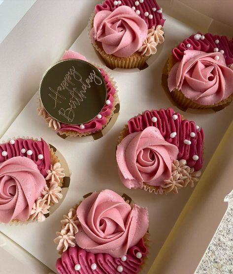 Pink Birthday Cupcakes, Cake Hamper, Box For Birthday, Eggless Cake Recipe, Cupcake Decoration, Eggless Cake, 24th Birthday, Cupcake Boxes, Bday Girl