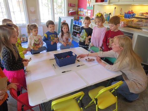 Classroom management on the very first day of school Preschool First Week, Classroom Management Preschool, School Procedures, Teach Preschool, Teaching Philosophy, Classroom Management Tips, Early Childhood Classrooms, Preschool Class, Class Management