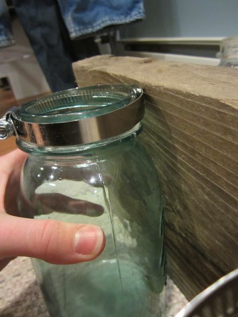 mason jar shelf 015 Canning Jars Crafts, Mason Jar Shelf, Jar Shelf, Mason Jar Hanger, Vase Tutorial, Mason Jar Sconces, Mason Jar Vase, Vase Wall, Diy Mason Jar