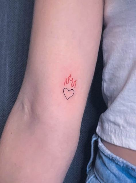 Heart Outline Tattoo, Black Heart Tattoos, Heart Tattoo Wrist, Red Heart Tattoos, Tiny Heart Tattoos, Small Heart Tattoos, Tattoo Heart, Flame Tattoos, Heart Tattoos